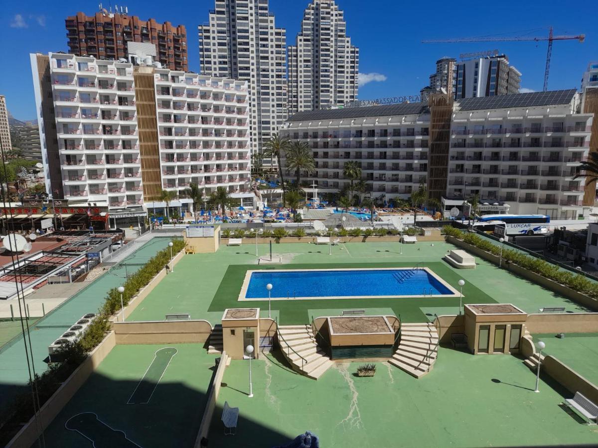 Paraiso Mediterraneo Levante Beach Pool & Parking Benidorm Exterior photo